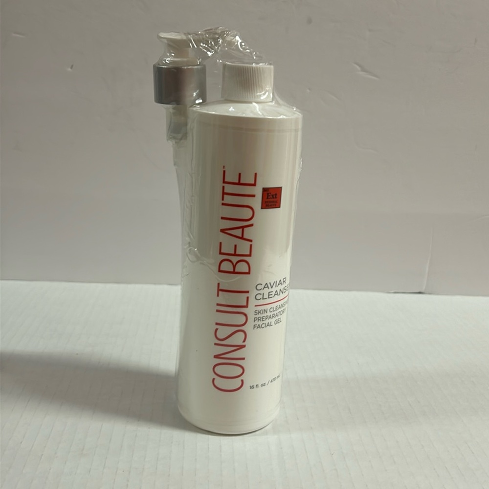 Consult Beaute Caviae Cleanser